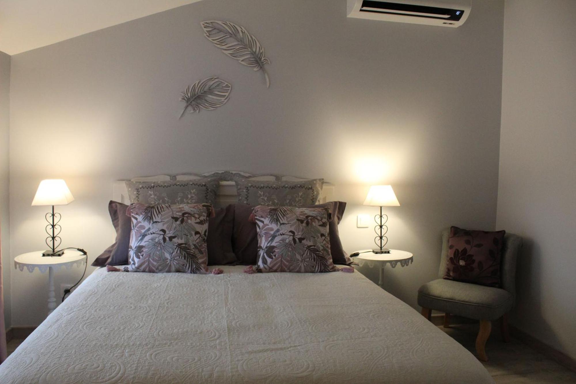 La Douce Charentaise Bed & Breakfast Merignac  ภายนอก รูปภาพ