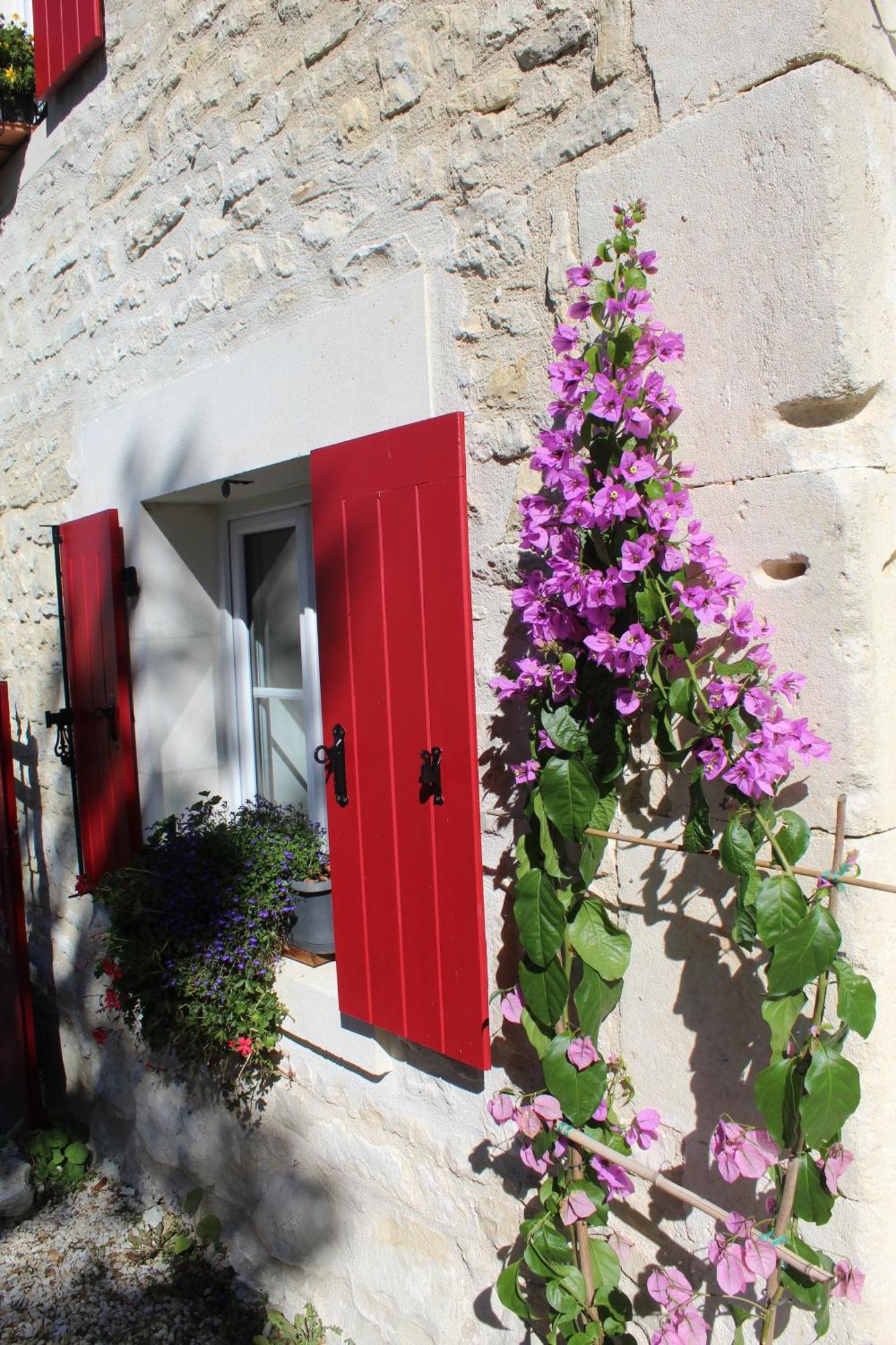 La Douce Charentaise Bed & Breakfast Merignac  ภายนอก รูปภาพ
