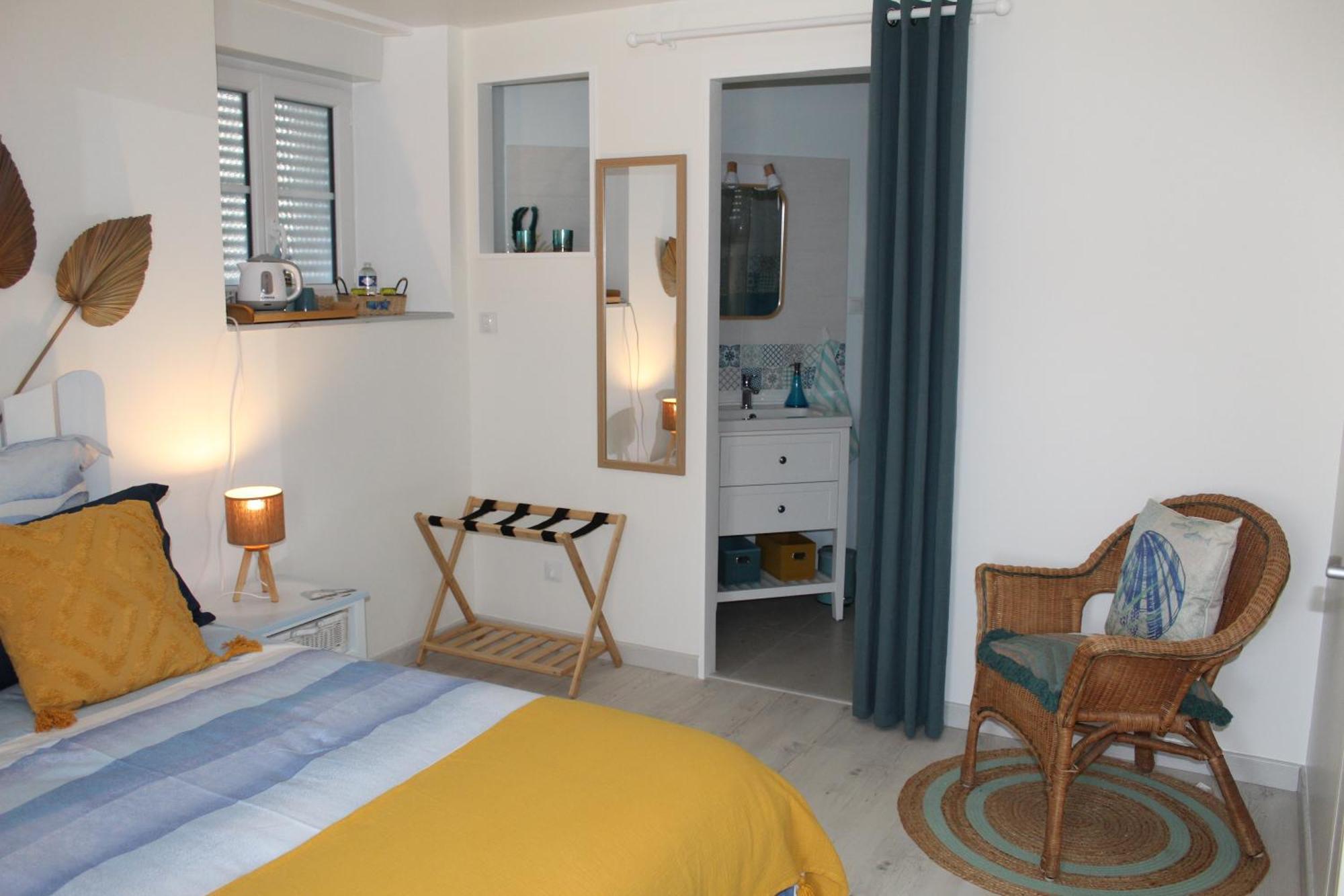 La Douce Charentaise Bed & Breakfast Merignac  ภายนอก รูปภาพ